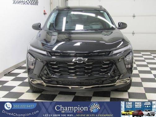 Black 2025 Chevrolet Trax ACTIV