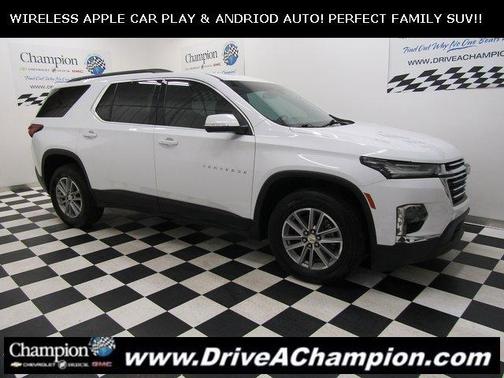 2022 Chevrolet Traverse LT Cloth