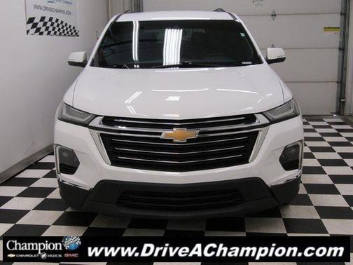 2022 Chevrolet Traverse LT Cloth
