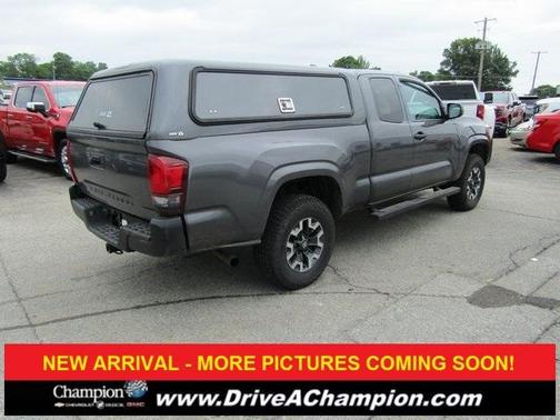 2020 Toyota Tacoma SR
