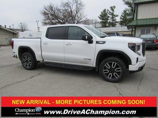 2024 GMC Sierra 1500 AT4