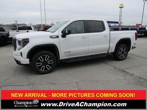 2024 GMC Sierra 1500 AT4
