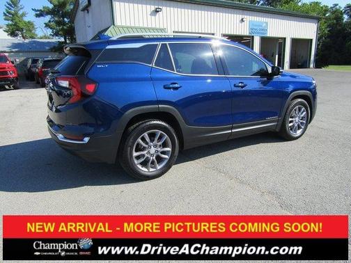 2022 GMC Terrain SLT
