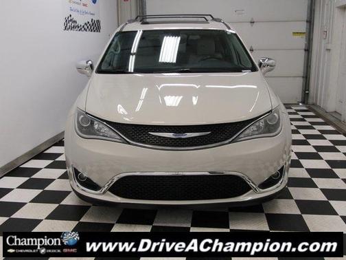 2019 Chrysler Pacifica Limited