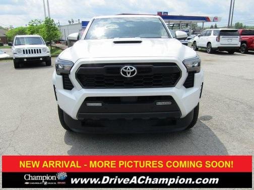 2024 Toyota Tacoma TRD Sport