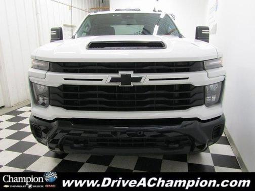 2024 Chevrolet Silverado 2500 Custom