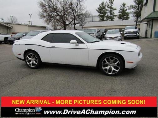 2015 Dodge Challenger SXT