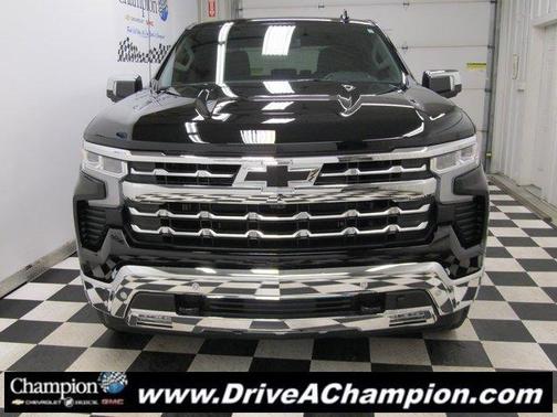 2025 Chevrolet Silverado 1500 LTZ