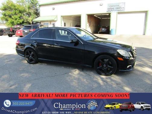 Black 2010 Mercedes-Benz E-Class E 550
