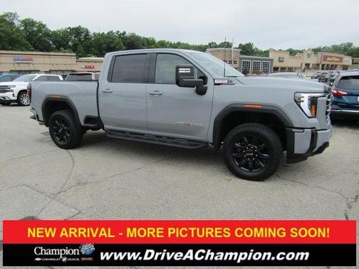 2025 GMC Sierra 2500 AT4