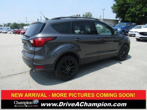 2019 Ford Escape SE