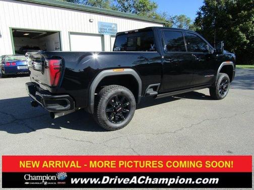 2024 GMC Sierra 2500 AT4