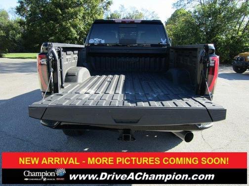 2024 GMC Sierra 2500 AT4