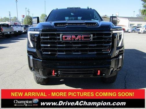 2024 GMC Sierra 2500 AT4