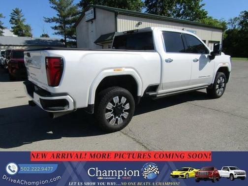 White 2024 GMC Sierra 2500 Denali