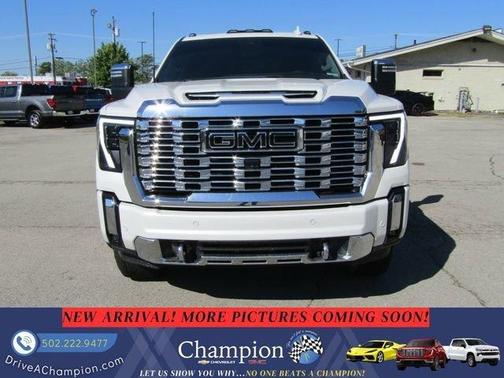 White 2024 GMC Sierra 2500 Denali