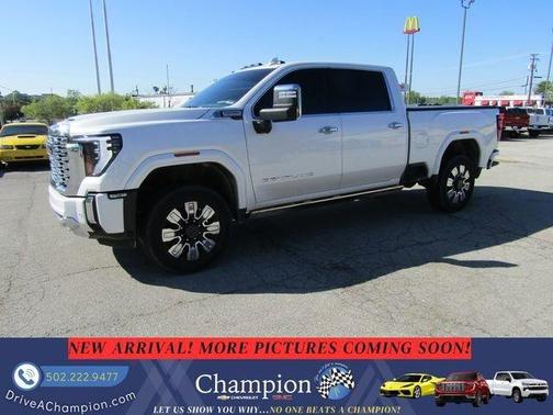White 2024 GMC Sierra 2500 Denali