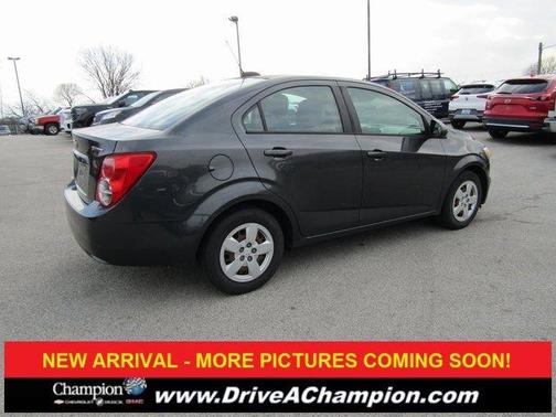 2016 Chevrolet Sonic LS