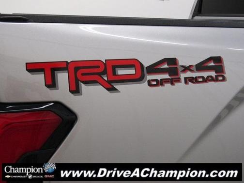 2022 Toyota Tundra SR5