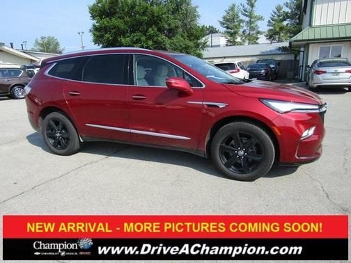 2024 Buick Enclave Essence