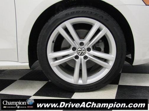 2013 Volkswagen Passat 3.6 SE