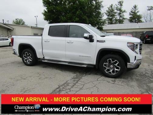 2024 GMC Sierra 1500 SLT