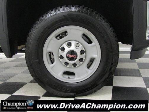 2024 GMC Sierra 2500 Pro