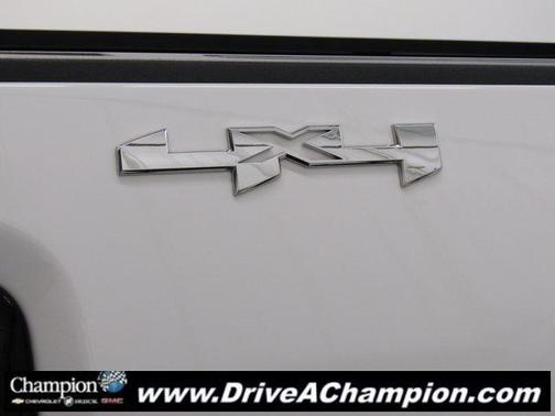 2024 GMC Sierra 2500 Pro