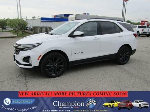 White 2023 Chevrolet Equinox RS