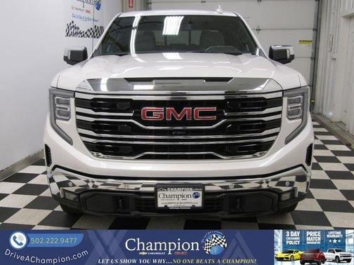 White 2025 GMC Sierra 1500 SLT
