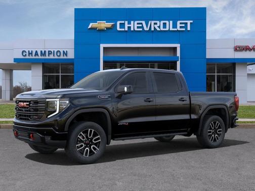 2025 GMC Sierra 1500 AT4