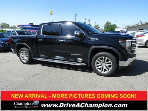 2022 GMC Sierra 1500 SLT