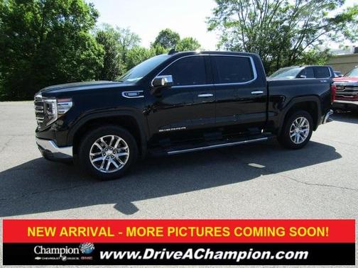 2022 GMC Sierra 1500 SLT