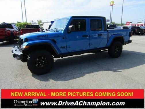 2021 Jeep Gladiator Sport