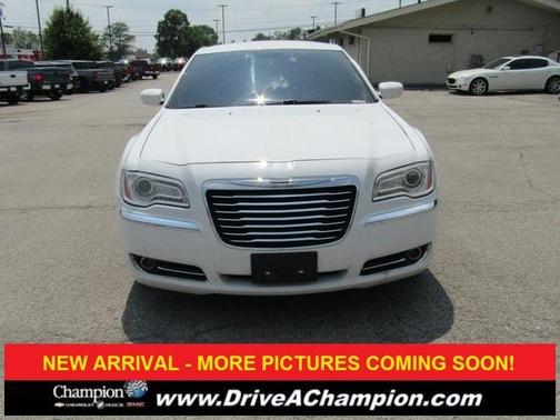 2014 Chrysler 300 Base