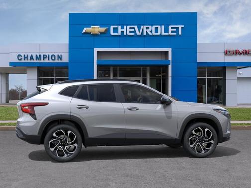 Gray 2026 Chevrolet Trax 2RS