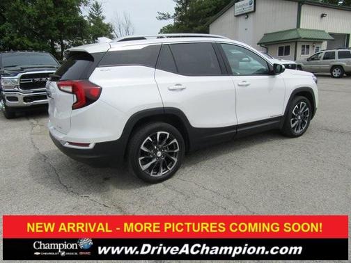 2022 GMC Terrain SLT