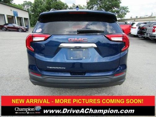 2022 GMC Terrain SLE