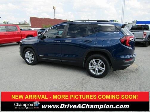 2022 GMC Terrain SLE