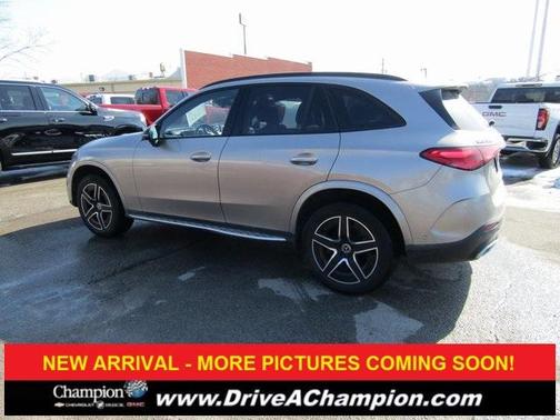 2023 Mercedes-Benz GLC 300 Base 4MATIC