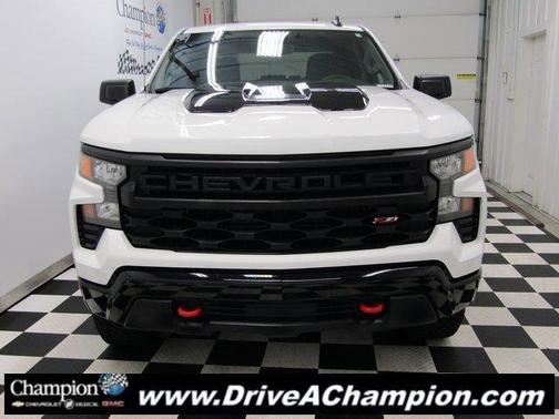 2024 Chevrolet Silverado 1500 Custom Trail Boss