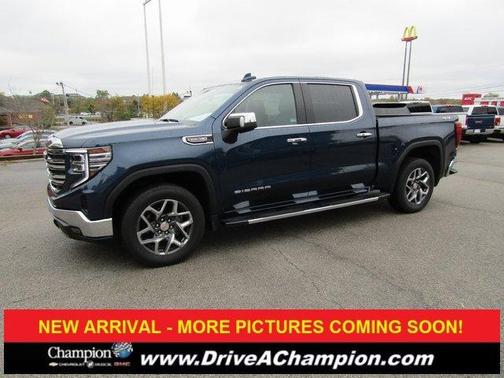2022 GMC Sierra 1500 SLT