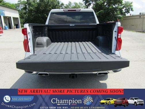White 2022 Chevrolet Silverado 1500 Limited LT