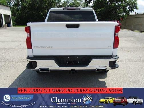 White 2022 Chevrolet Silverado 1500 Limited LT