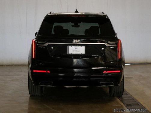 2022 Cadillac XT6 Sport AWD