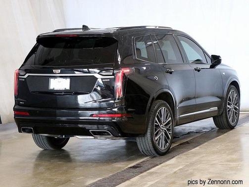 2022 Cadillac XT6 Sport AWD