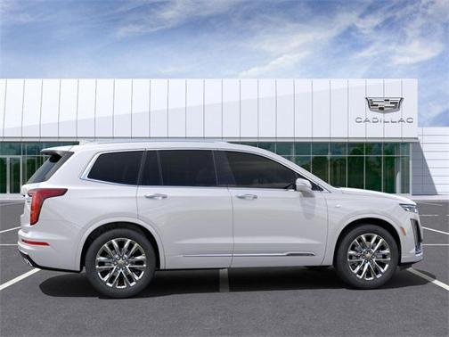 2025 Cadillac XT6 Premium Luxury AWD