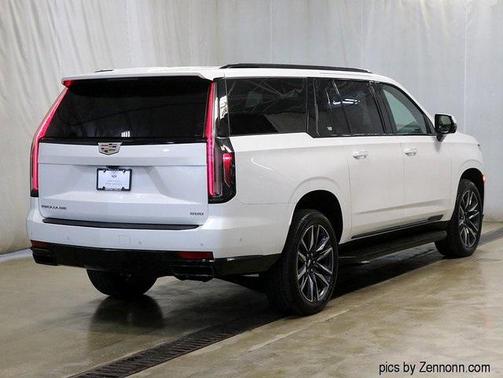 2021 Cadillac Escalade ESV Sport