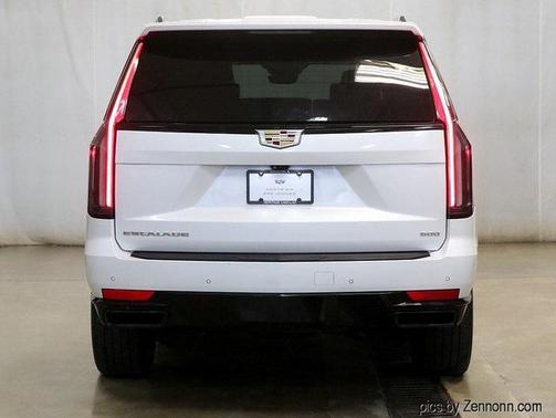 2021 Cadillac Escalade ESV Sport