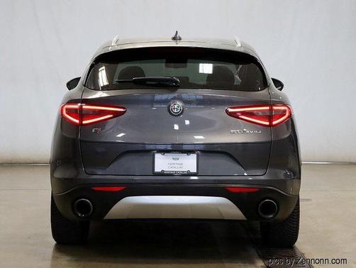 2018 Alfa Romeo Stelvio Ti